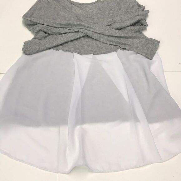 Woman’s top  - Picture 4 of 7